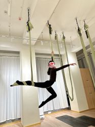-小黑裙瑜伽·普拉提