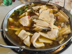 酸菜冬笋豆腐煲-杨爱珍大排档(龙游店)