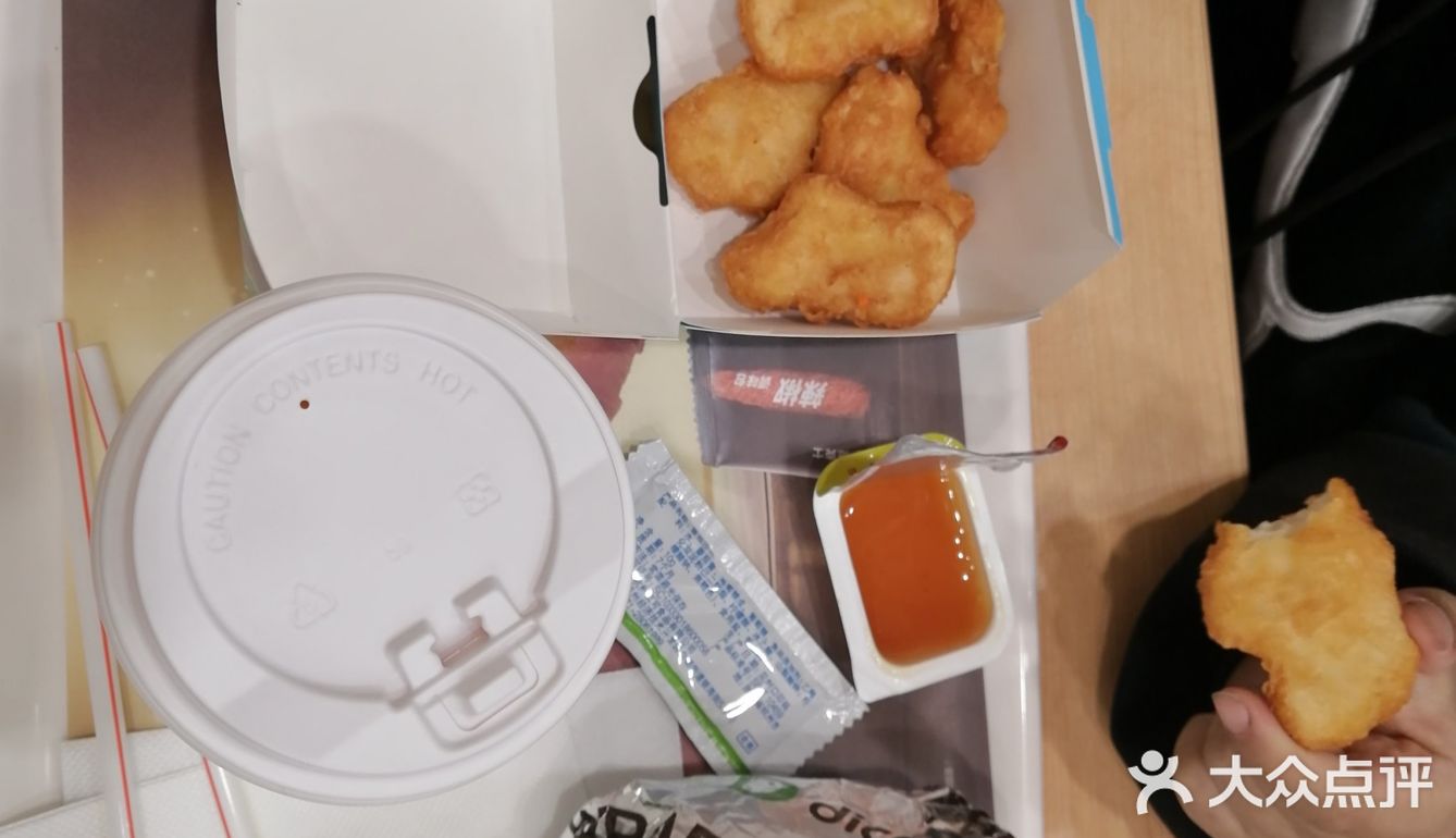 孩子每天惺惺念念的德克士今天终于来了，外卖总是没有到