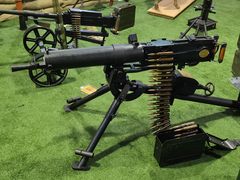 -都市枪神实弹射击俱乐部
