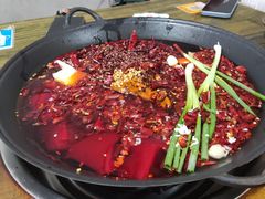 -黄潇洒老火锅(九眼桥宏济巷店)