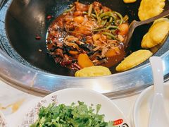 -哈尔滨烧烤·山河村铁锅炖(交大店)
