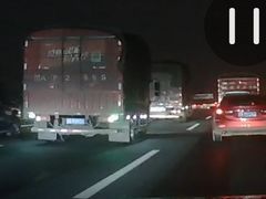 -洪霞餐馆