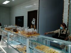 面包甜点陈列柜-甜嘟嘟烘焙坊(舒城路店)