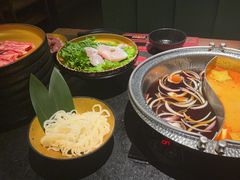 -牛New寿喜烧(虹桥新天地店)