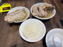 -松發肉骨茶(牛车水店)