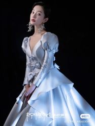 -红番婚纱礼服