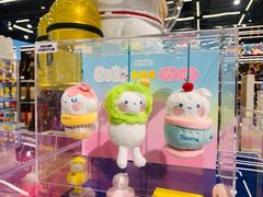 -泡泡玛特POPMART(侨福芳草地店)