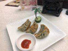 -龙悦湾酒家·八阵鱼生·渔人码头店