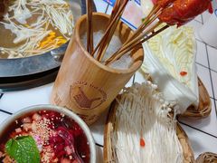 -喜悦小串丹东小黄牛海鲜烧烤大排档(民主广场店)
