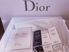 -DIOR迪奥(德基广场女装店)