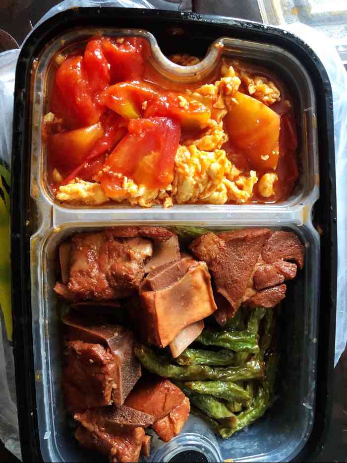 老盒饭炖肉(梨园店)-"这个不知道店在哪里,我是在家从美团上点的.