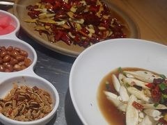 -鲜菌江湖正宗野生菌火锅