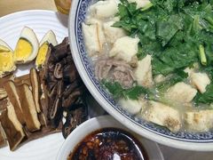-天发芽·何记葫芦头泡馍·传统小吃(报恩寺街店)