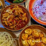 不用去成都!!在我大杭州吃到肥肠芋儿鸡🔥