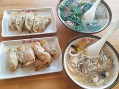 -小姜锅贴(凤凰街店)