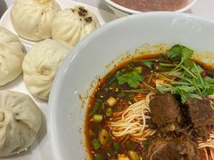 -李与白包子铺(桐梓林店)