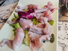 看着都疼牛蛙-京元盛铜锅涮肉(上海总店)