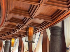 -八府香鸭·啫啫煲(华山路店)