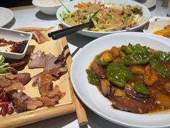 -关东小磨东北菜(漕河泾印象城店)