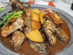 杂鱼一锅出-渔民船说·北塘海鲜·天津菜·海肠捞饭(北塘古镇店)
