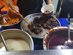 -黑色经典臭豆腐·湖南特产(步行街店)