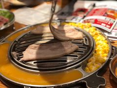 -青瓦炭韩潮烤肉(花园道店)