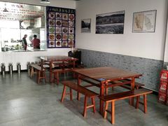 -墨江小城故事餐厅