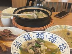 -品鲜村农家菜·阳澄湖大闸蟹(总店)