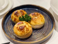 酥皮叉烧包-白天鹅宾馆-宏图府餐厅
