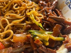 -梅溪·小伙子干挑面(安吉总店)