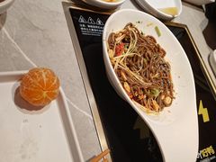-一品渝香·好吖好鸭时尚干锅鸭头(天山店)