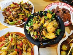 私房小土豆-二孃鸡爪爪(东风路总店)