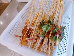 -拈签一笑黄牛肉辣卤串串