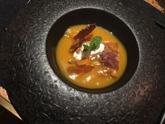 香滑姜味南瓜汤配火腿脆片-AZUL by FUEL蓝色·法式酒馆(琶醍店)