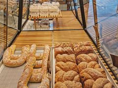 -Dough&Joe团憩(瑞虹天地月亮湾店)