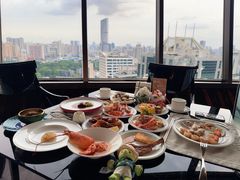 -广州花园酒店-凌璇阁360度高空海鲜自助餐CAROUSEL