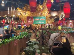 -老滇山寨•云南特色菜•地方菜•民族风情歌舞表演(金碧店)