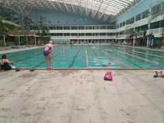 -龙脉温泉室内游泳馆