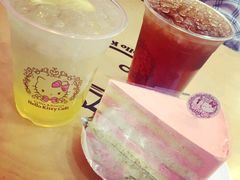 -Hello Kitty Cafe(弘大店)