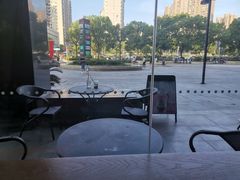 -星巴克(武汉江夏中百广场店)