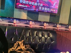 -唱吧麦颂KTV(松江五龙商业广场店)