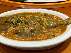 -鸿星花园酒家(银亿家园店)