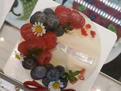 -花花卷卷·鲜食蛋糕(静安久光百货店)