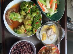 -鲸育宝宝月嫂(徐汇店)