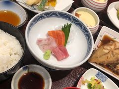 -翔峰炭火鳗鱼(悦泰街里公寓店)