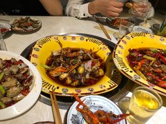 -休记光头香辣蟹干锅店(衣冠庙店)