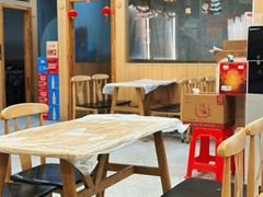-江城燕子大排档(江汉路步行街店)