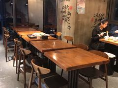 大堂-炉小二铜锅牛蛙•川湘菜(三里屯店)