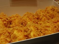 蟹黄肉松小贝-鲍师傅糕点(国金街店)